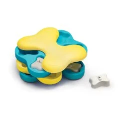 Outward Hound Nina Ottosson Tornado Puzzle Dog Toy